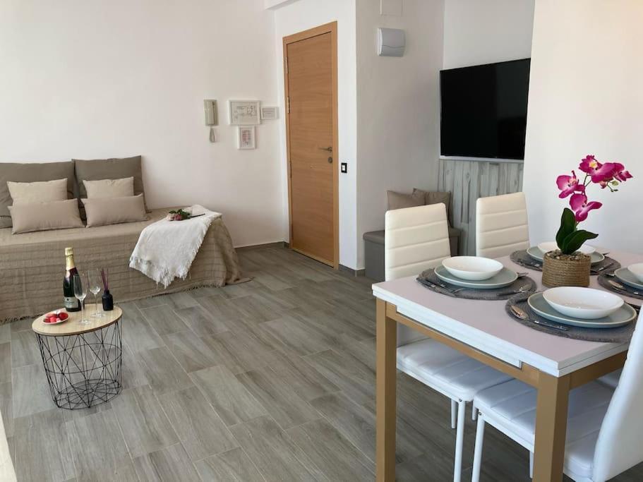Coqueto Apartamento De Playa Con Piscina Y Terraza Валенсия Экстерьер фото