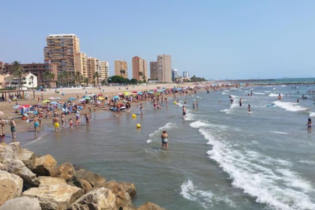 Coqueto Apartamento De Playa Con Piscina Y Terraza Валенсия Экстерьер фото